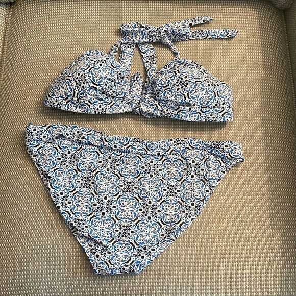 Sunseeker  2 piece Bathing-suit - M - Great Used Condition 🌻🌻 - Picture 1 of 6